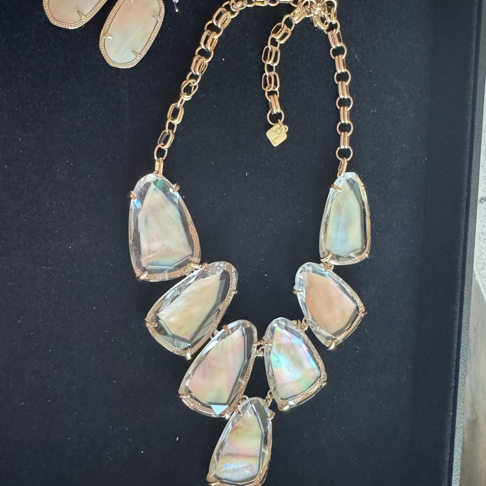 Elegant Gold and Beige Mother Pearl Iridescent Bib Necklace and Earring Set - Picture 5 of 8